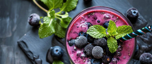 Lilla bær milkshake opskrift - Britt's Superfoods DK