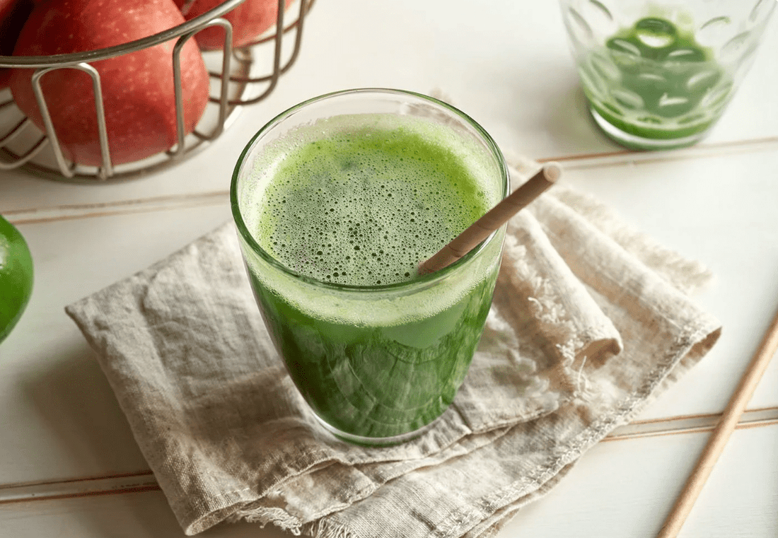 8 Sundhedsfordele Ved Byggræsjuice - Britt's Superfoods DK